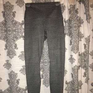Grey LuLu Lemon leggings
